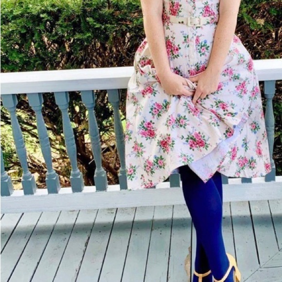 Ladies opaque Navy Tights - Size G - NEVER WORN - BRAND NEW - Picture 2 of 4